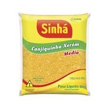 Confezione di Canjiquinha Xerém Média Sinhá 500 g — grani di mais brasiliani per piatti tipici.